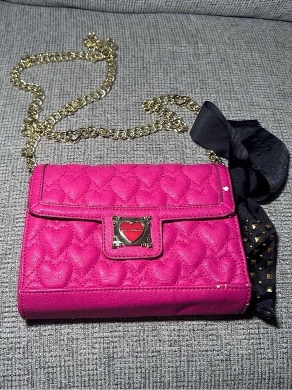 Pink Quilted Heart Crossbody Bag with Gold Chain